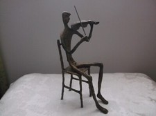 Statuina artistica violinista