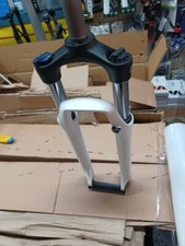 FORCELLA SUNTOUR 27.5 Q.R. ESCURSIONE 100 1 1/8 BIANCO OPACO BKO