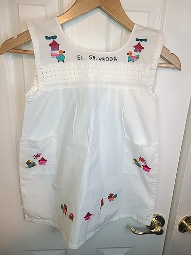 Abito bianco ricamato bambina