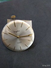 Orologio meccanico carica