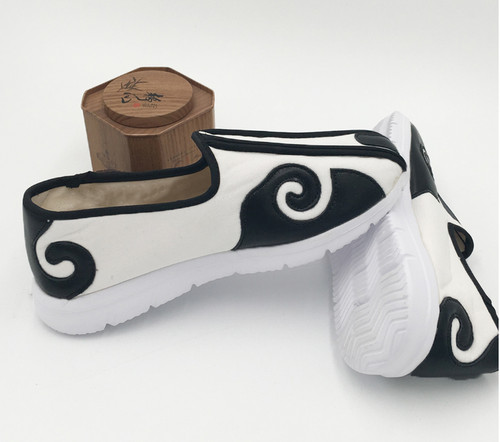 Nuove scarpe taoiste kung - kung, fu