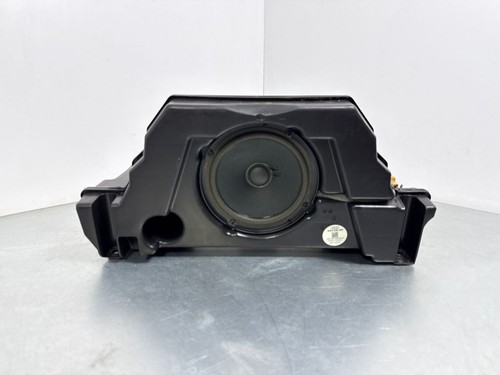 Audi 2016 subwoofer - s4, b9