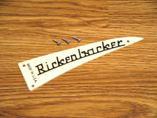 Rickenbacker USA bianco 1