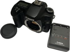 Corpo fotocamera reflex digitale Canon EOS 40D con caricatore e batteria usata