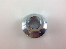 Dado vite portalama trattorino