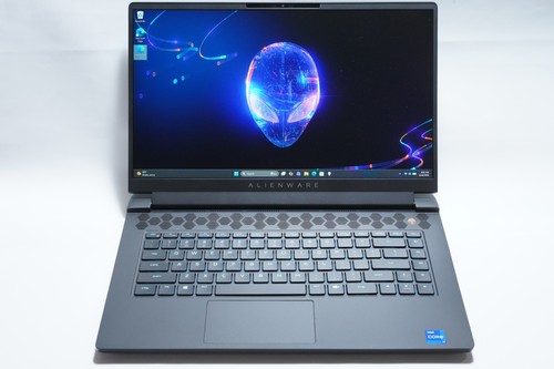 Alienware m15 6 - m15, 15,6"