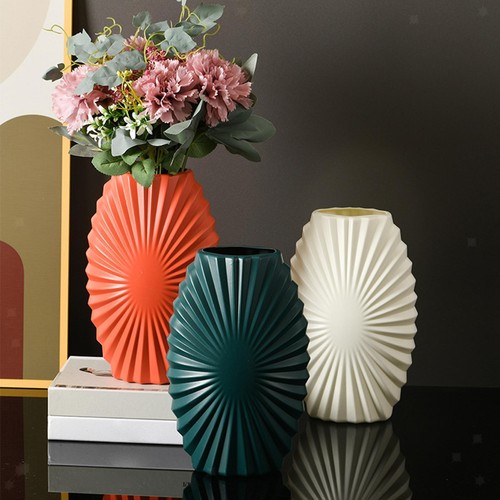 Vaso floreale moderno tavolino