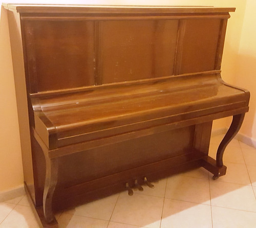 Pianoforte verticale tedesco