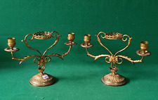 PREZIOSA COPPIA DI ANTICHI CANDELABRI CANDELABRO OTTONE LAVORATO A MANO. CN9