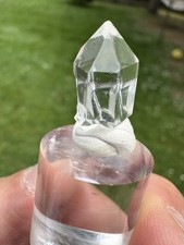 MINERALI TOSCANA ⚒️ LIMPIDISSIMO CRISTALLO DI QUARZO DI CARRARA CM 1,8X1,2