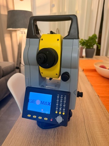 Geomax total station - total,