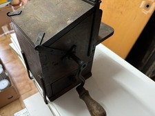 Grattugia Formaggio Antica