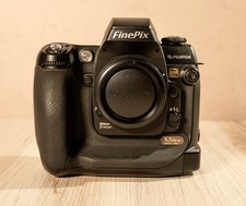 Fuji S3 Pro Nikon attacco F