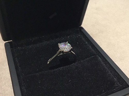 Anello con diamanti - , taglio