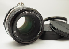 Eccellente: Nikon NIKKOR 50mm