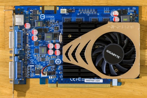 Gigabyte n95toc 1gh pcie - gv-n95toc-1gh, |