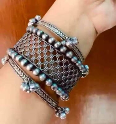 Carino jaali kada con - carino,