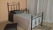 Letto singolo in ferro battuto Fiocco nero decorato oro