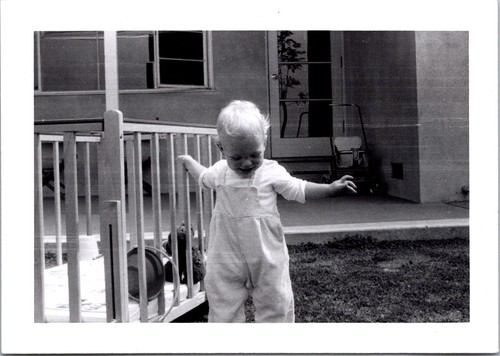 Bambino che primi - che, i