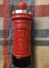 Portacenere vintage anni '80 antivento a forma di buca delle lettere degli UK. 