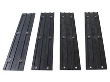 Kunststoffführungen unten