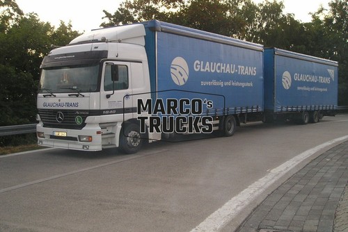 Foto camion mercedes benz - foto, mercedes-benz