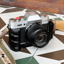 Staffa a L per fotocamera Fuji