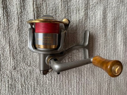 Daiwa tournament z2000c - daiwa,