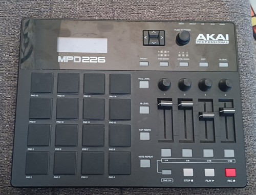Akai professional mpd226 midi - professional,