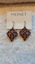 MONET.  Bellissimi orecchini