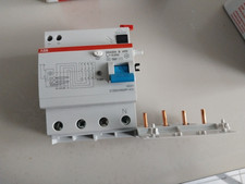 ABB dda204/0,03 b apr-40 Bloc