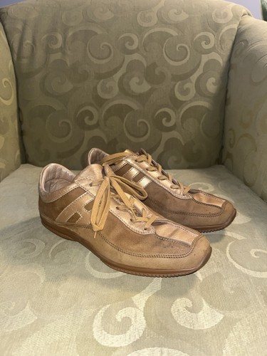 Hogan rare squared toe sneaker - hogan,