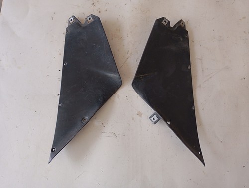 Plastica carena laterale - plastica,