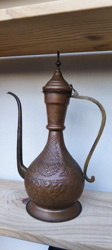 Caffettiera tipica araba - caffettiera,