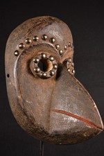 Un'autentica maschera africana