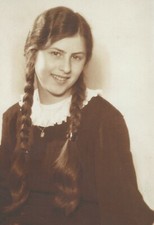 65/472 AK RAGAZZA Con Gioielli