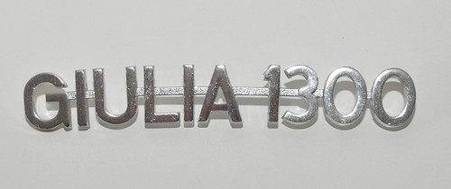 Scritta giulia 1300 alfa romeo - giulia,