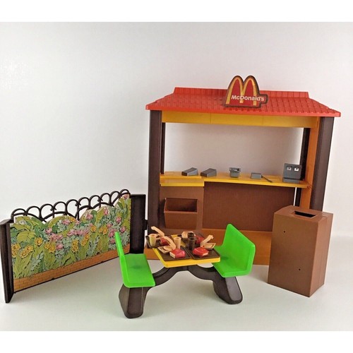 Barbie loves mcdonald - barbie,