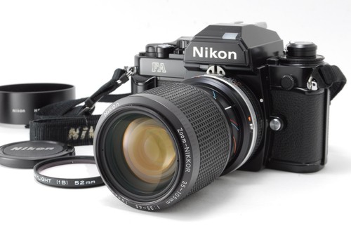 Mint nikon film camera - film,