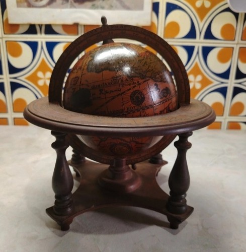 Mappamondo vintage - mappamondo,