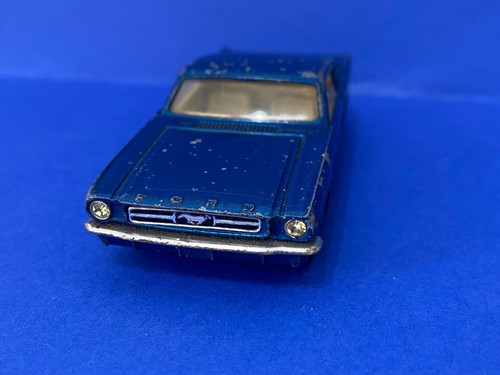Corgi toys ford mustang - toys,