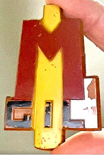 DISTINTIVO GIL IN BACHELITE GIACCA PICCOLE GIOVANI ITALIANE BALILLA originale-49