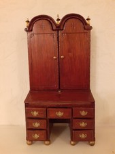 Artigianato e Collezionismo Casa delle Bambole Bureau Provenance Collezione Petworth