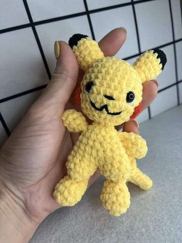 Pikachu pupazzo personaggio - pikachu, pupazzo,