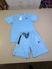 Set corto Nike Tech