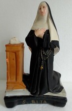 Statua in gesso di Santa Rita da Cascia in preghiera