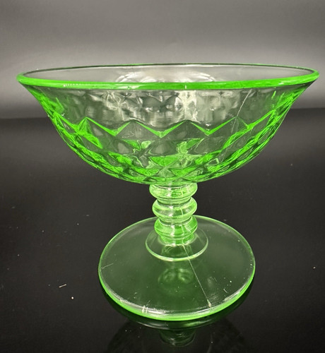 Vtg imperial green uranium - vtg,