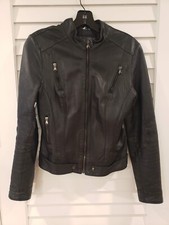 Giacca di pelle nera di Roma