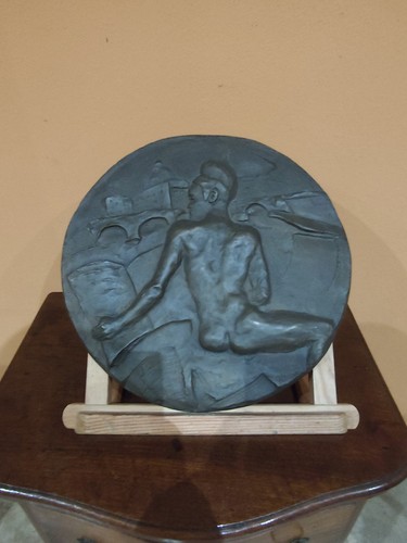 Scultura bronzo ugo - in,