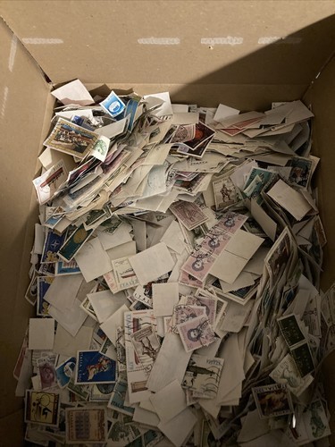 Lot 4000 timbres - 4000,